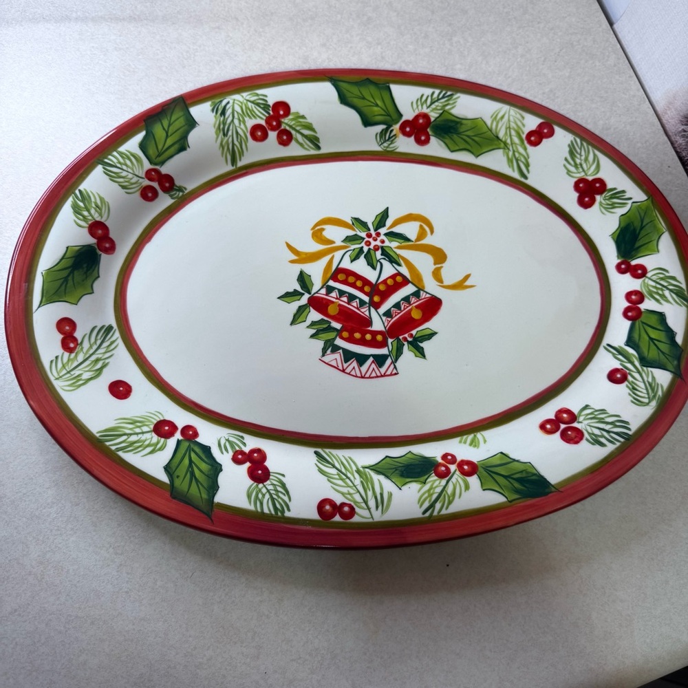 Lillian Vernon Festive Holiday Platter‎ Red Green Design Christmas Mistletoe